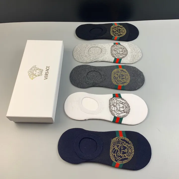 スーパーコピー ヴェルサーチ 靴下