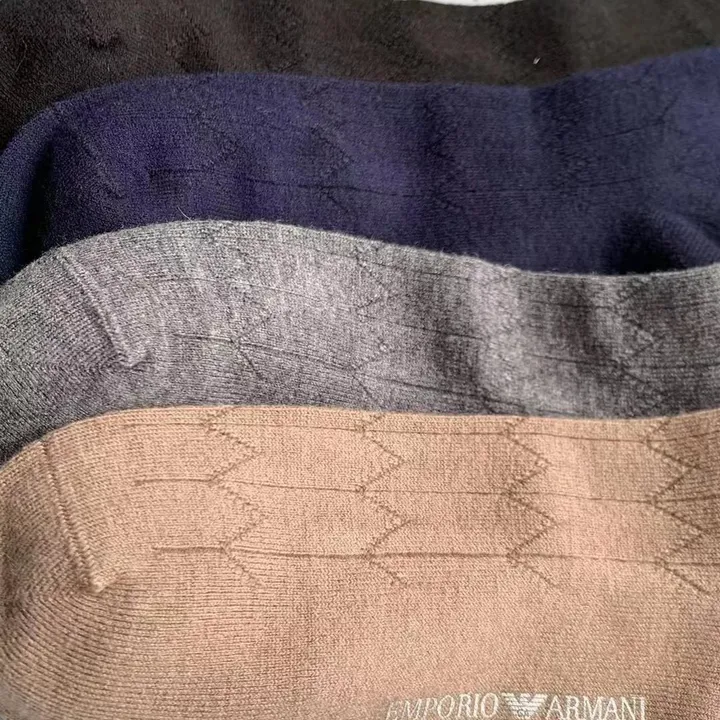 スーパーコピー アルマーニ 靴下