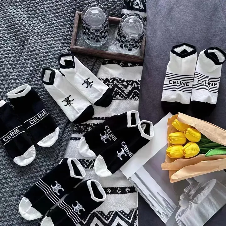 スーパーコピー セリーヌ 靴下