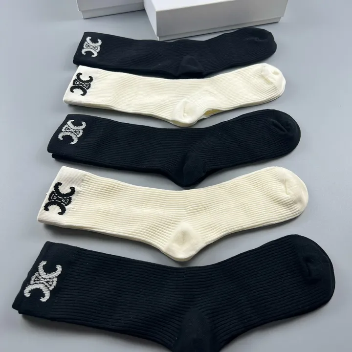 スーパーコピー セリーヌ 靴下