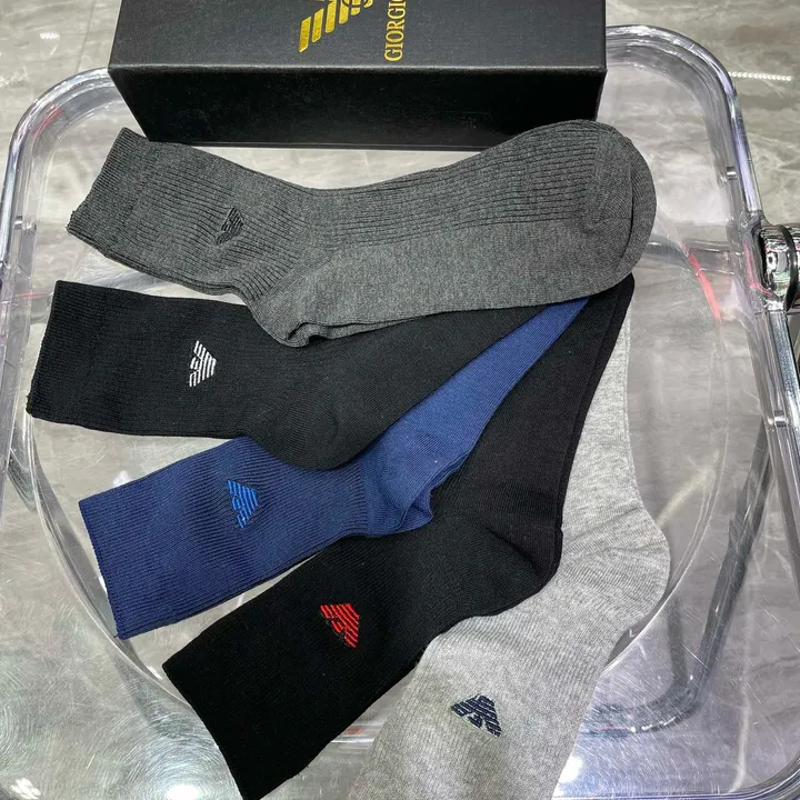 スーパーコピー アルマーニ 靴下