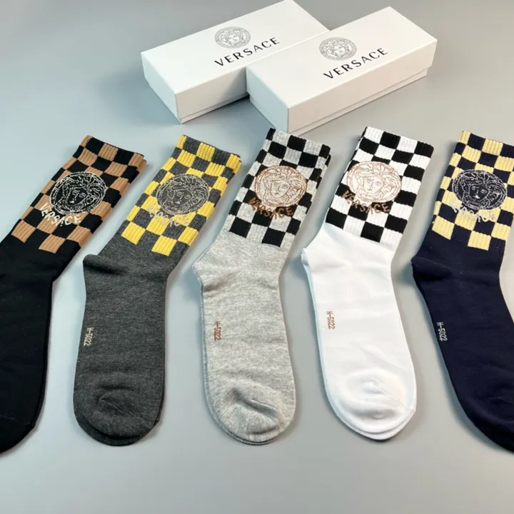 スーパーコピー ヴェルサーチ 靴下