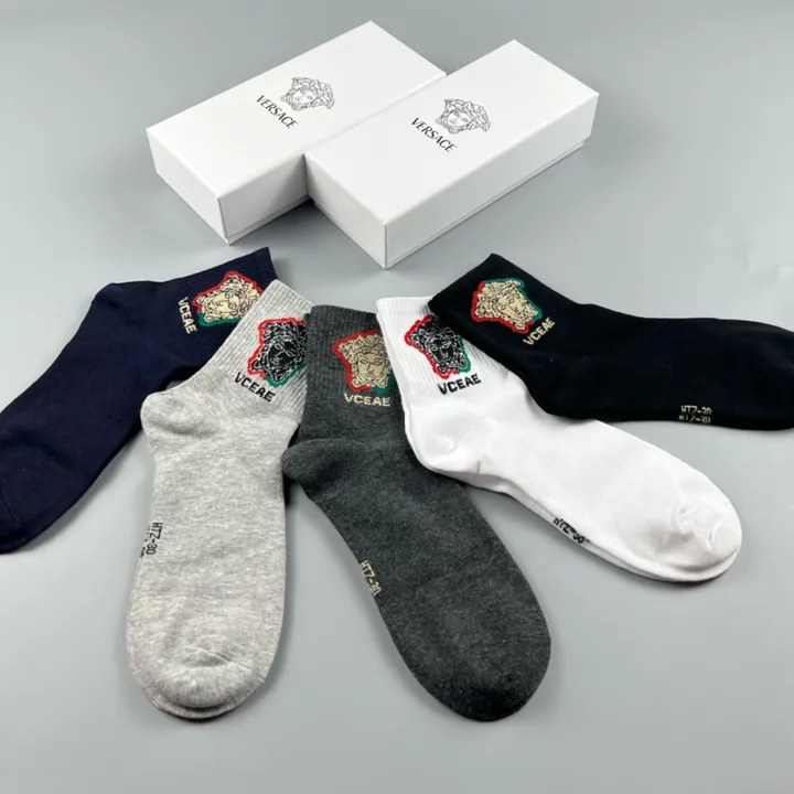 スーパーコピー ヴェルサーチ 靴下