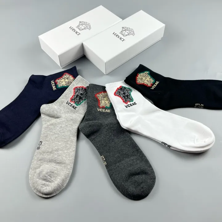 スーパーコピー ヴェルサーチ 靴下