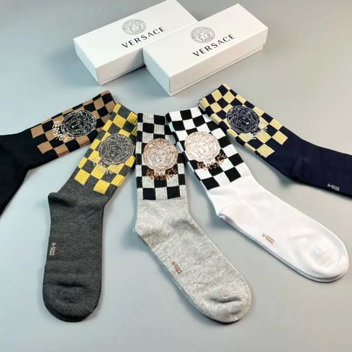 スーパーコピー ヴェルサーチ 靴下