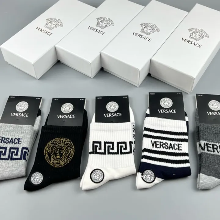 スーパーコピー ヴェルサーチ 靴下