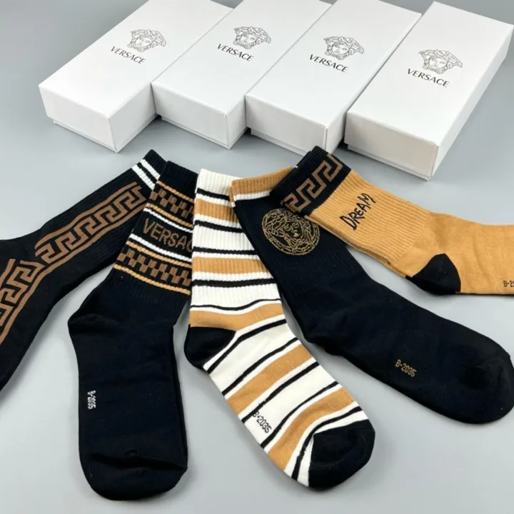 スーパーコピー ヴェルサーチ 靴下
