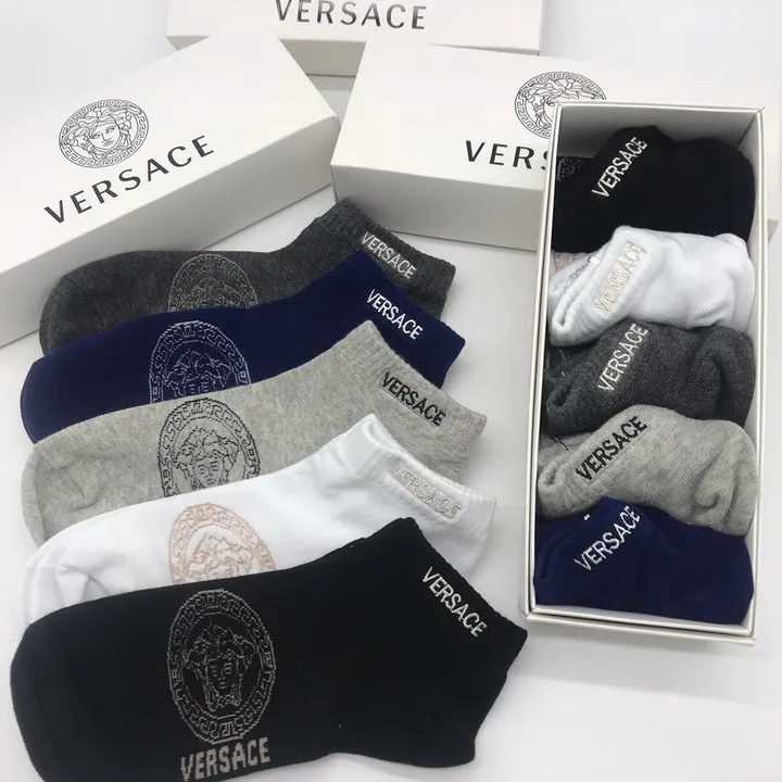 スーパーコピー ヴェルサーチ 靴下
