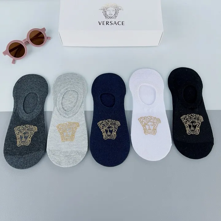 スーパーコピー ヴェルサーチ 靴下