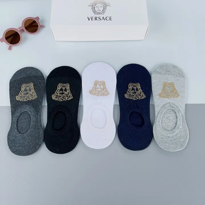 スーパーコピー ヴェルサーチ 靴下