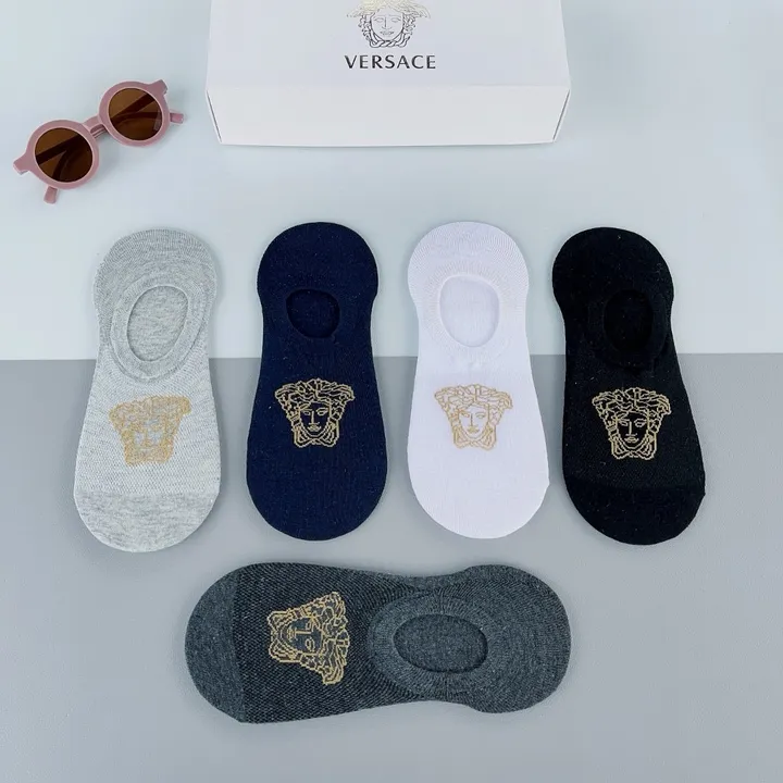 スーパーコピー ヴェルサーチ 靴下