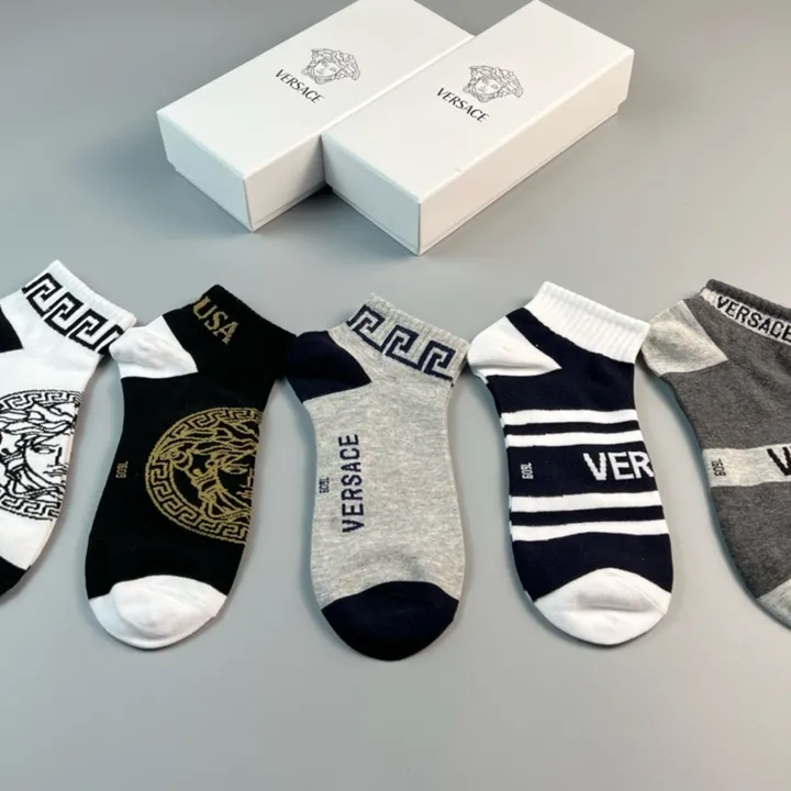 スーパーコピー ヴェルサーチ 靴下