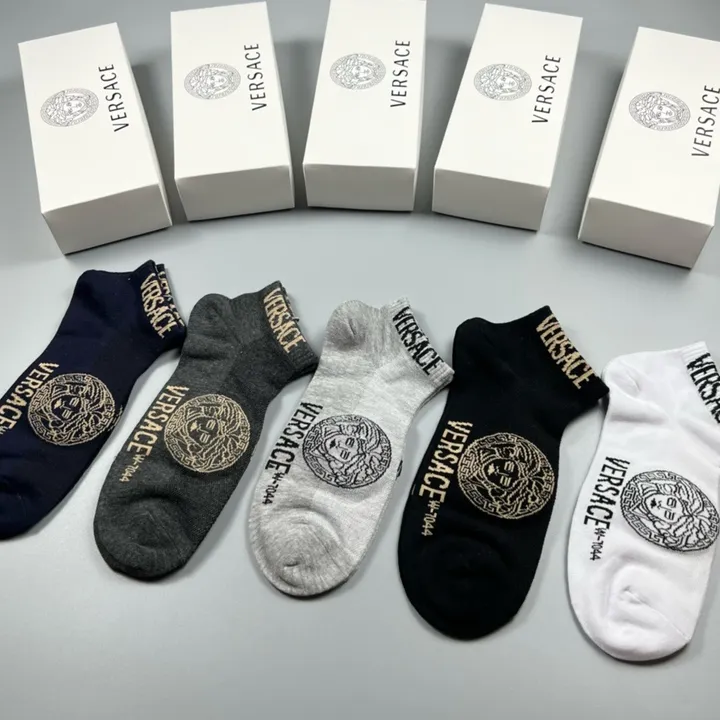 スーパーコピー ヴェルサーチ 靴下