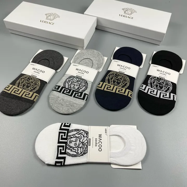 スーパーコピー ヴェルサーチ 靴下