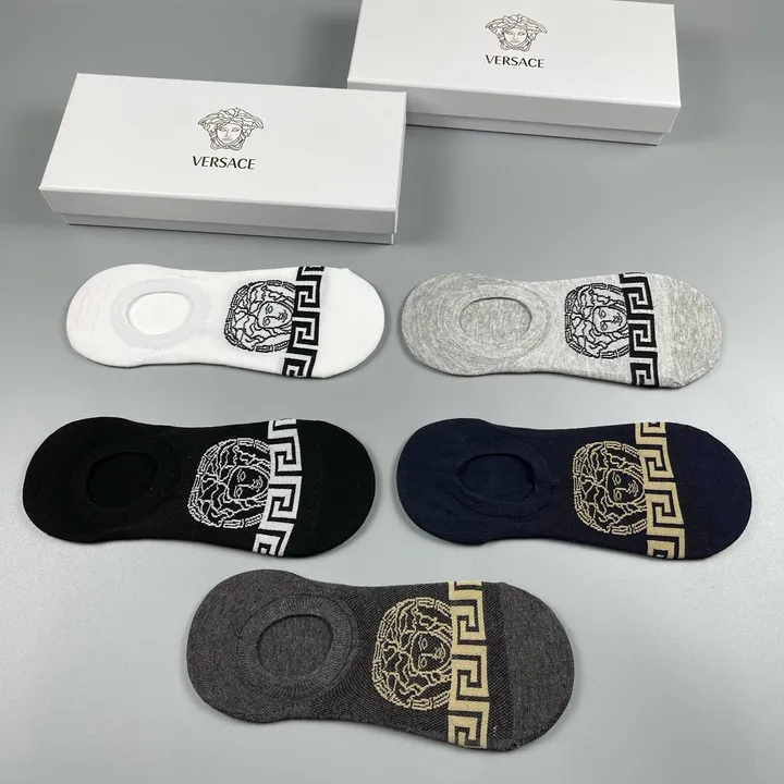 スーパーコピー ヴェルサーチ 靴下