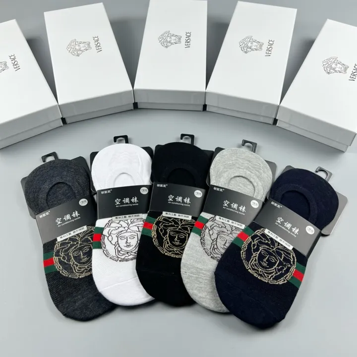 スーパーコピー ヴェルサーチ 靴下