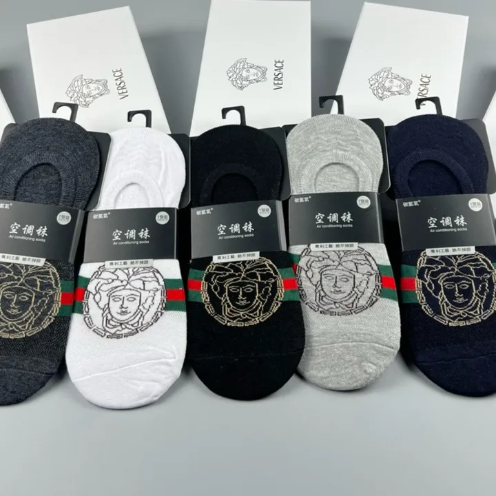 スーパーコピー ヴェルサーチ 靴下