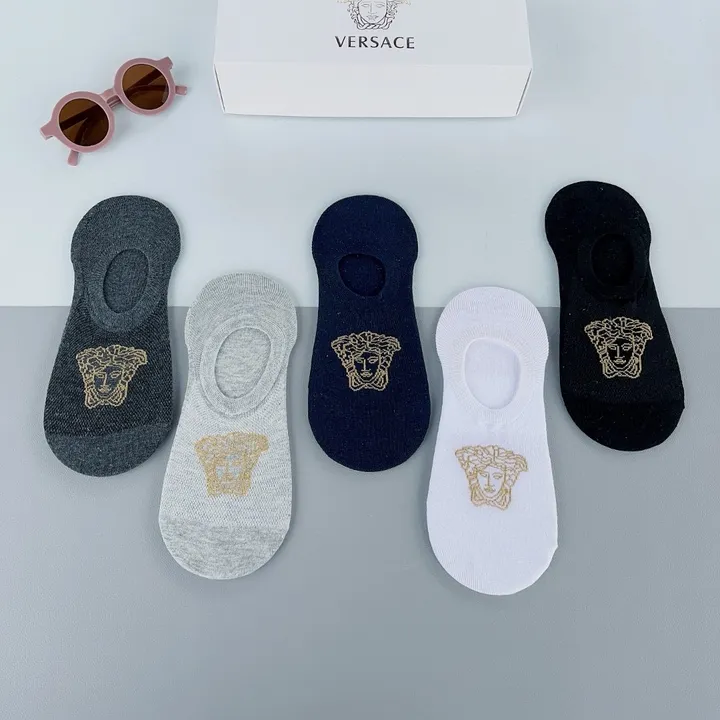 スーパーコピー ヴェルサーチ 靴下