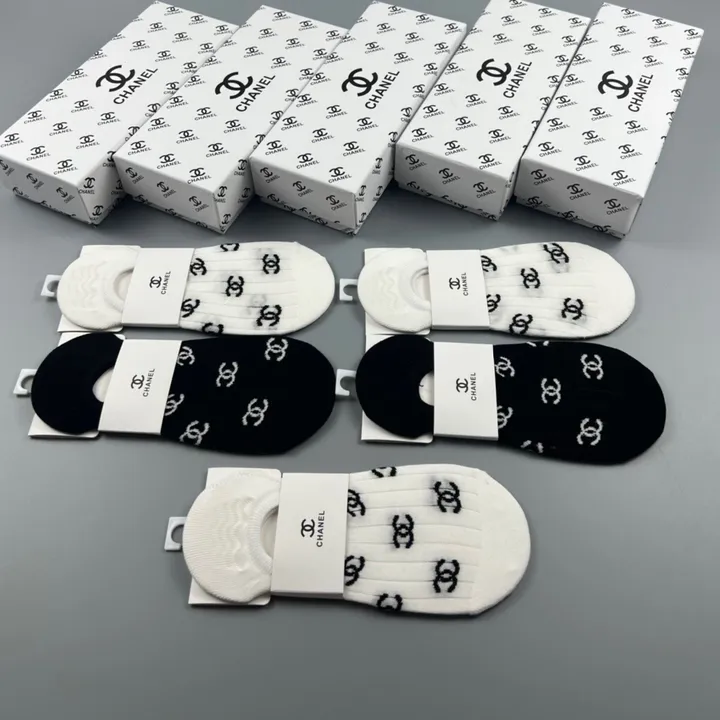 スーパーコピー シャネル 靴下