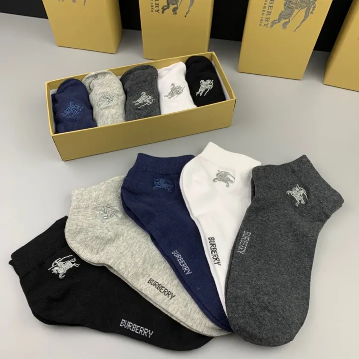 スーパーコピー プラダ 靴下