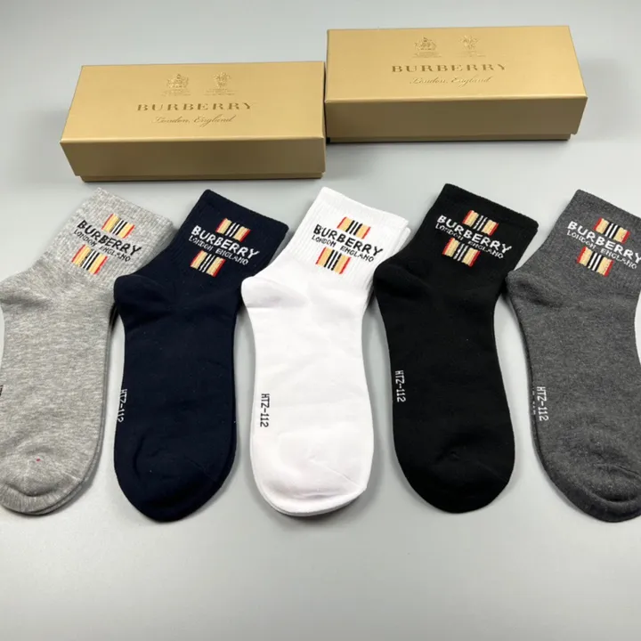 スーパーコピー プラダ 靴下