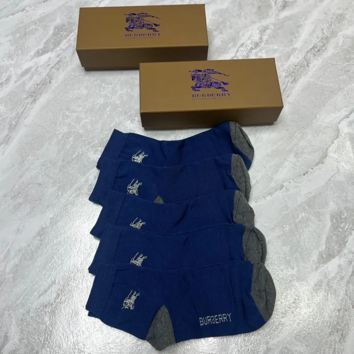 スーパーコピー バーバリー ス 靴下