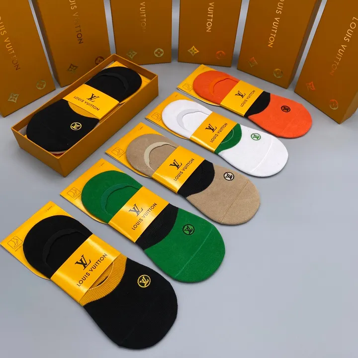 スーパーコピー ルイヴィトン 靴下