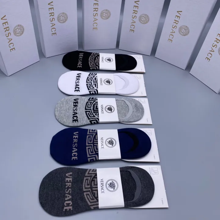 スーパーコピー ヴェルサーチ 靴下