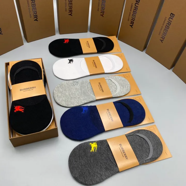 スーパーコピー プラダ 靴下