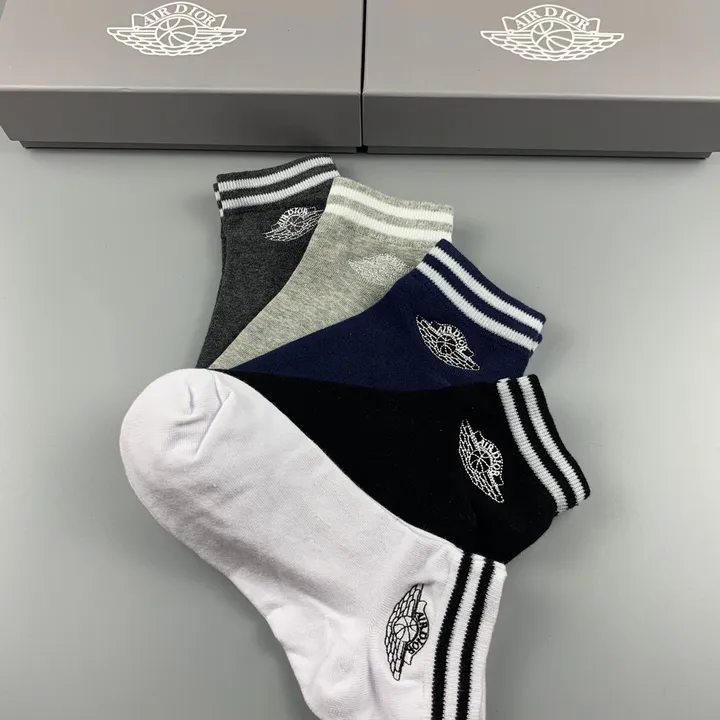 スーパーコピー ディオール 靴下