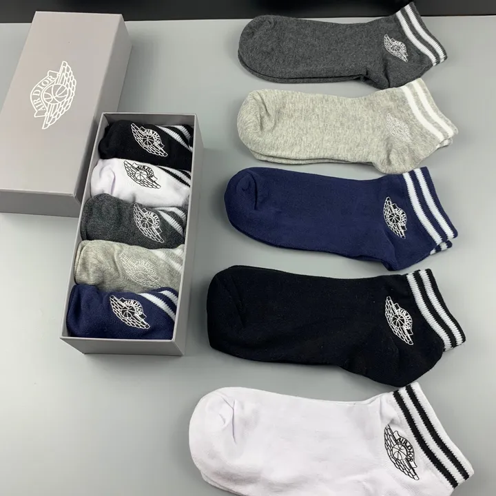 スーパーコピー ディオール 靴下