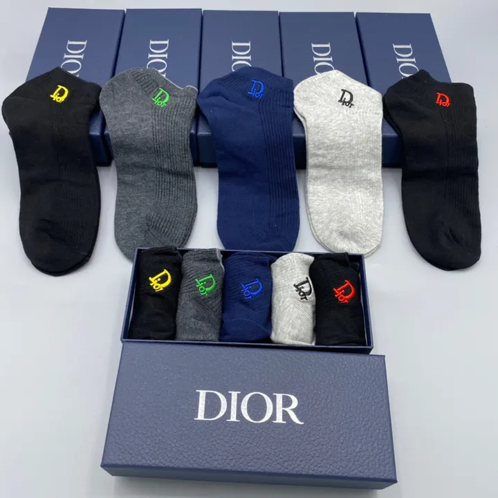 スーパーコピー ディオール 靴下