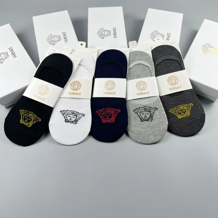 スーパーコピー ヴェルサーチ 靴下