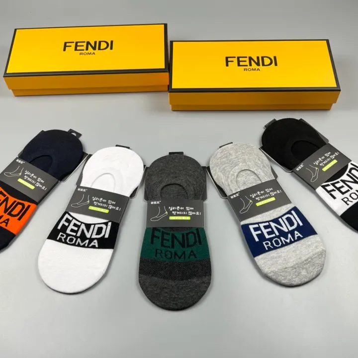 スーパーコピー ヴェルサーチ 靴下