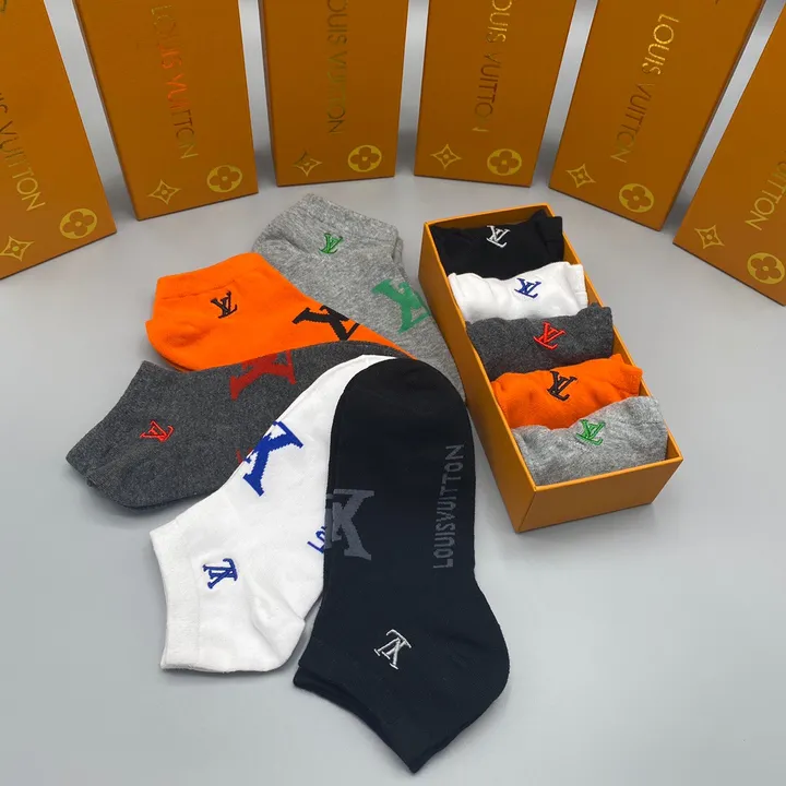 スーパーコピー ルイヴィトン 靴下