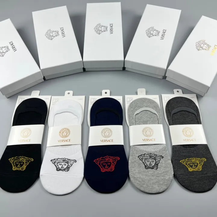 スーパーコピー ヴェルサーチ 靴下