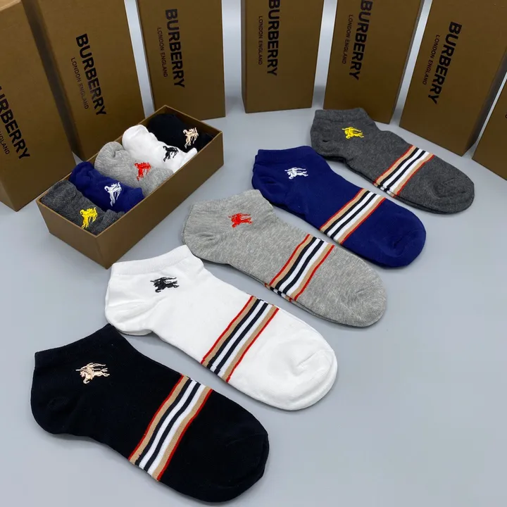 スーパーコピー バーバリー ス 靴下