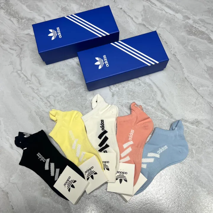 スーパーコピー アディダス 靴下