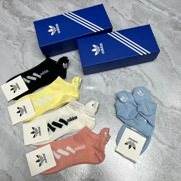 スーパーコピー アディダス 靴下