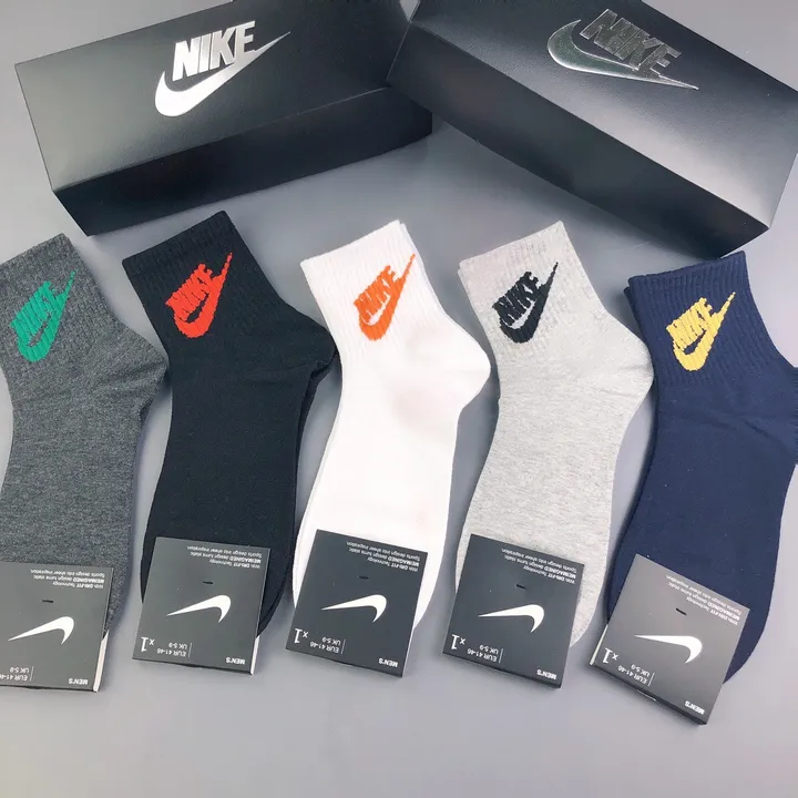 スーパーコピー ナイキ 靴下
