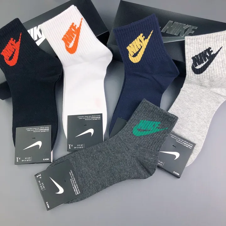 スーパーコピー ナイキ 靴下