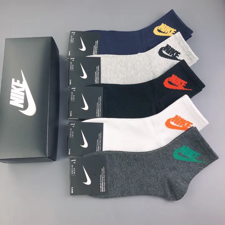 スーパーコピー ナイキ 靴下