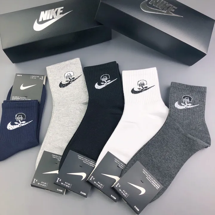 スーパーコピー ナイキ 靴下