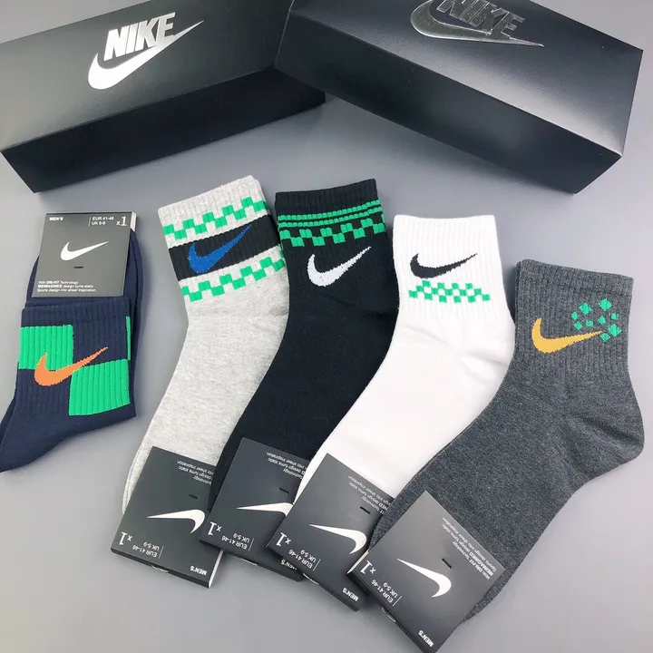 スーパーコピー ナイキ 靴下