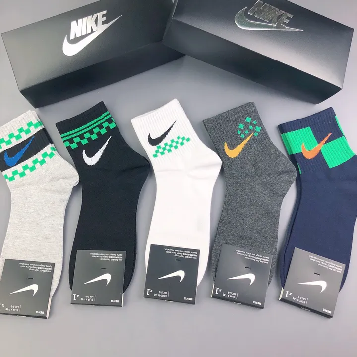 スーパーコピー ナイキ 靴下