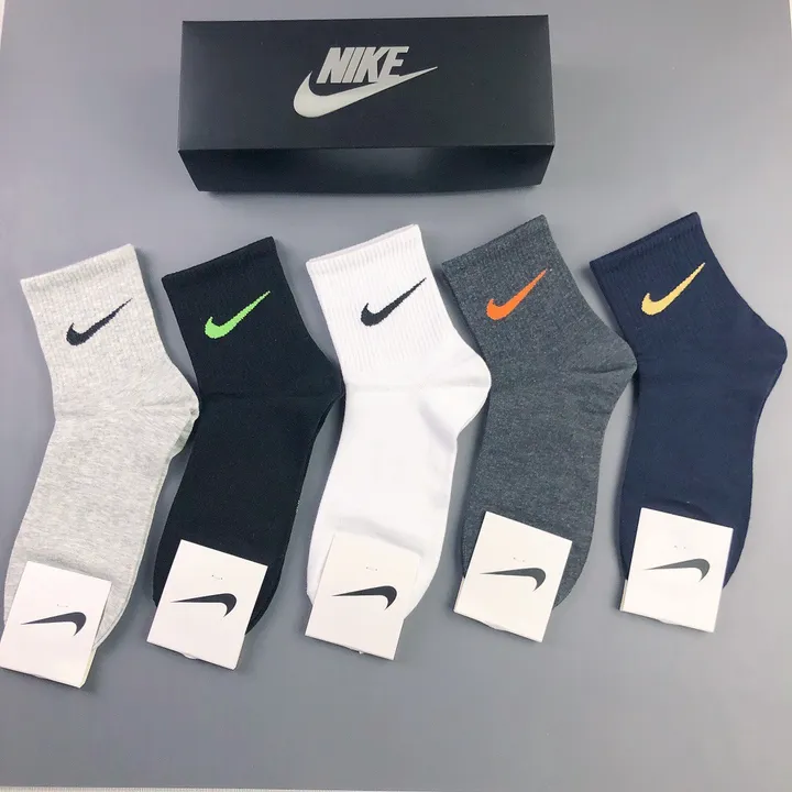 スーパーコピー ナイキ 靴下