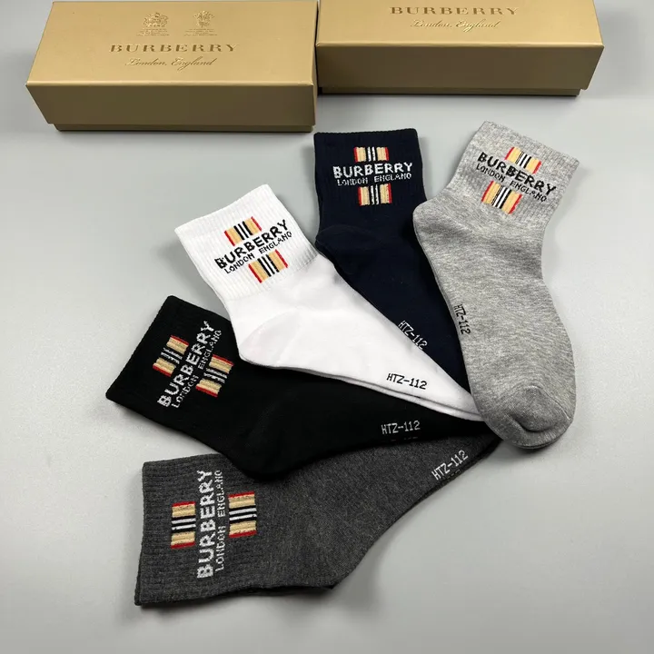 スーパーコピー バーバリー ス 靴下