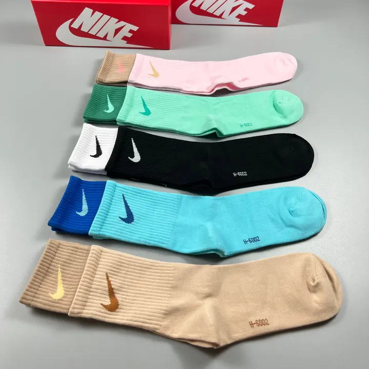 スーパーコピー ナイキ 靴下