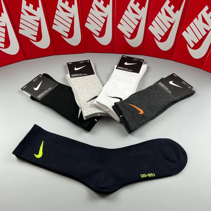 スーパーコピー ナイキ 靴下