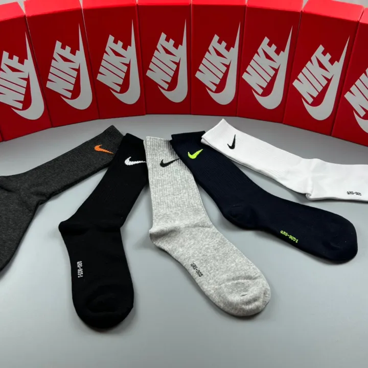 スーパーコピー ナイキ 靴下